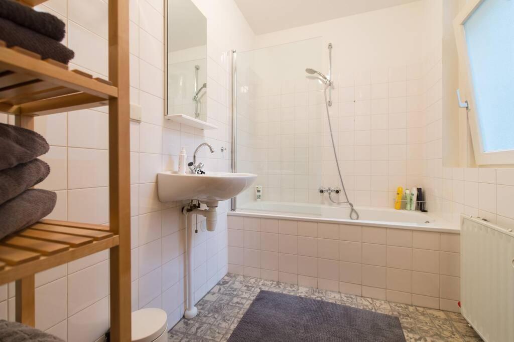 Charming Apartment In City Center Amsterdam Bagian luar foto