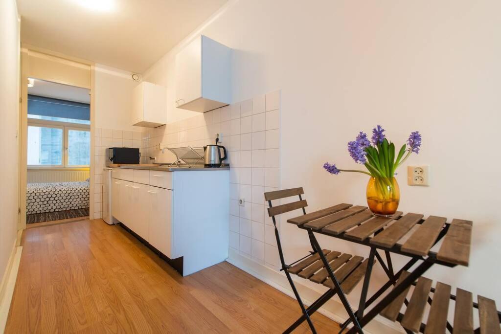 Charming Apartment In City Center Amsterdam Bagian luar foto